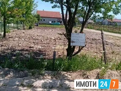 Се продава плац во Петровец 500m2