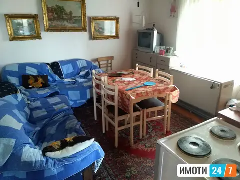 куќа во с. Бунарџик општина Илинден
